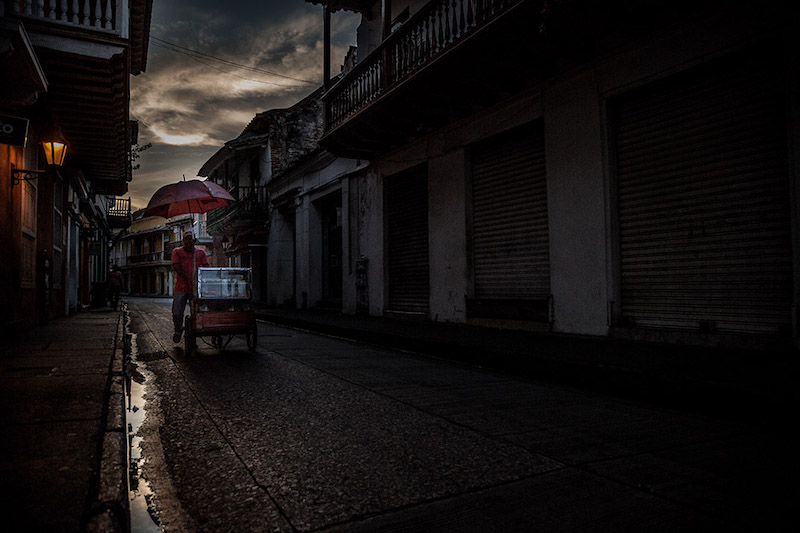 Food vendor on a quiet Columbian street
